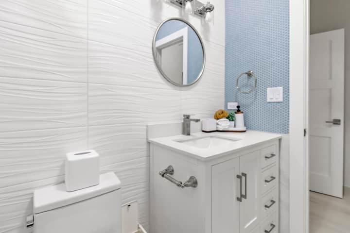 Gasthuis New Luxe Caribbean In The Bahamas With Canal Access! Nassau